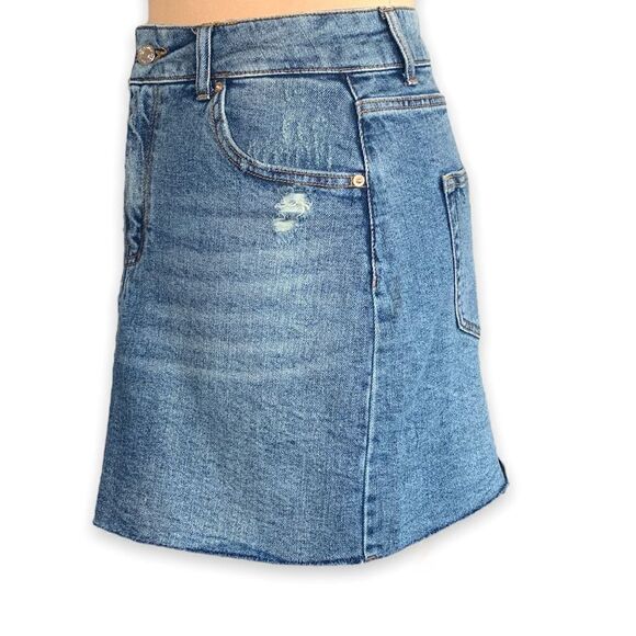 Wild Fable Mini Stretch Denim Raw Edge Hem Distressed Whiskering Detail - Picture 3 of 11